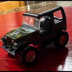 Green Camo Ambulance Jeep toy car